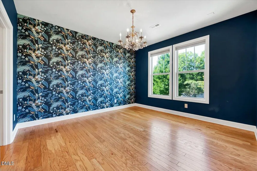 409 Rolling Meadows Lane Chapel Hill, NC 27517