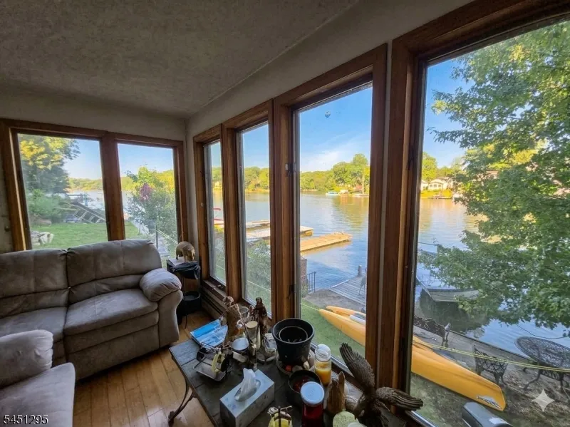 151 Hudson Ave Hopatcong, NJ 07843