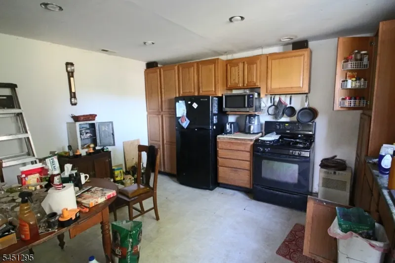 151 Hudson Ave Hopatcong, NJ 07843