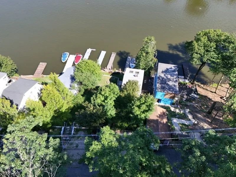 151 Hudson Ave Hopatcong, NJ 07843