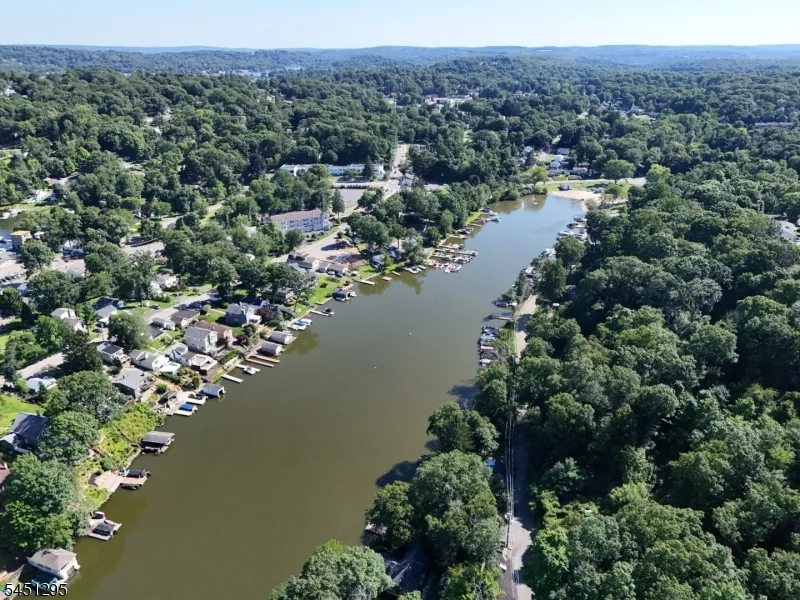 151 Hudson Ave Hopatcong, NJ 07843