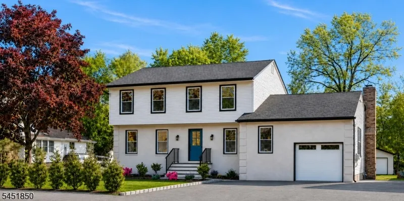 72 E Cedar St Livingston, NJ 07039