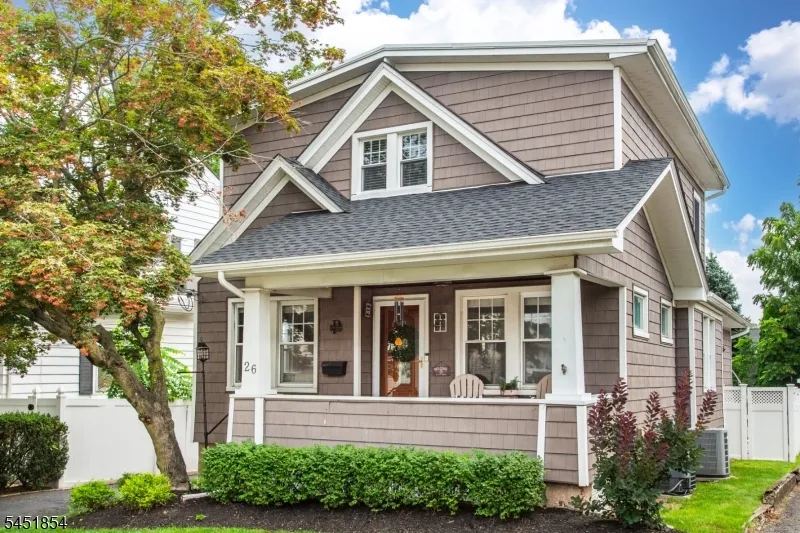 26 Dewey Ave Totowa, NJ 07512