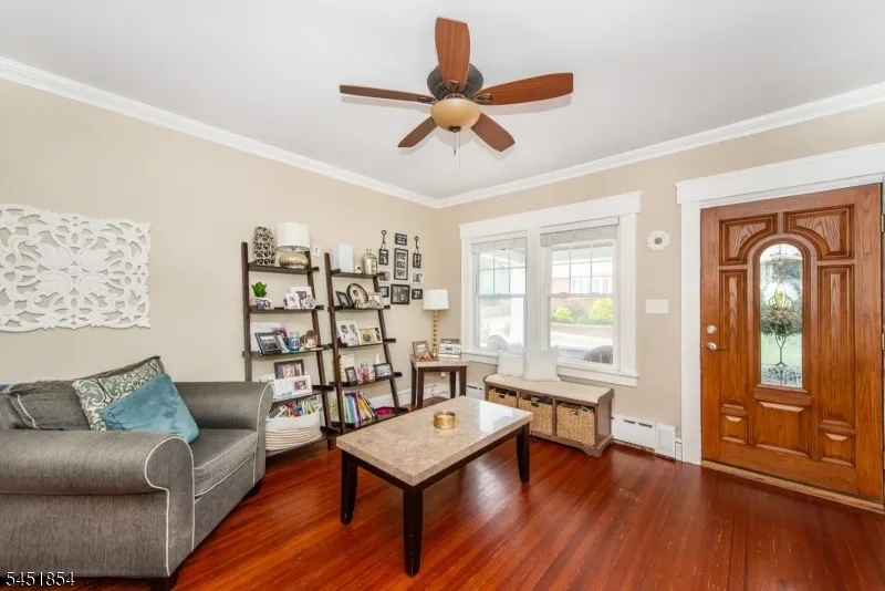26 Dewey Ave Totowa, NJ 07512