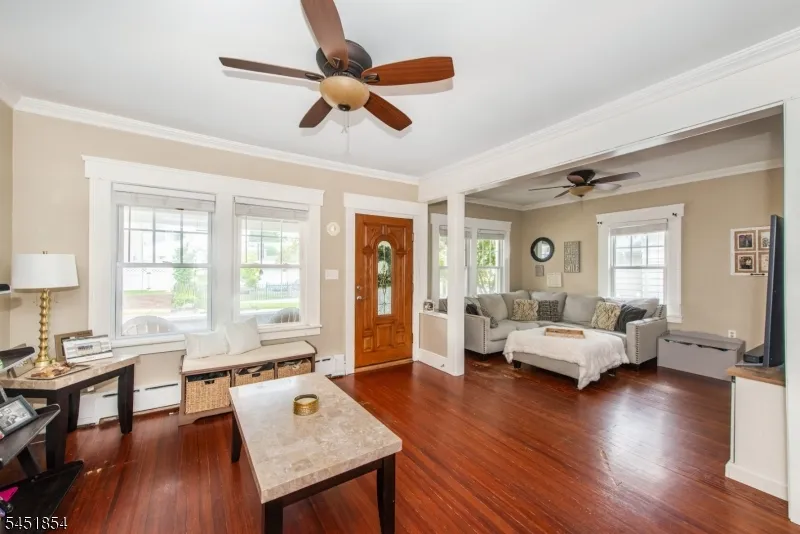 26 Dewey Ave Totowa, NJ 07512