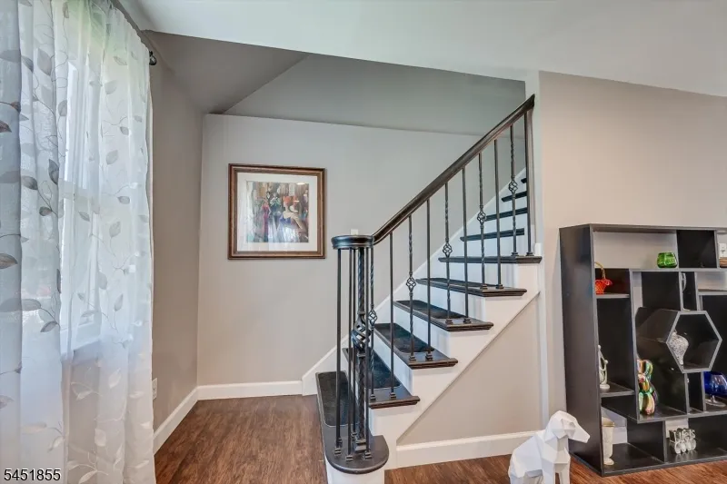 1614 Windrew Ave South Plainfield, NJ 07080