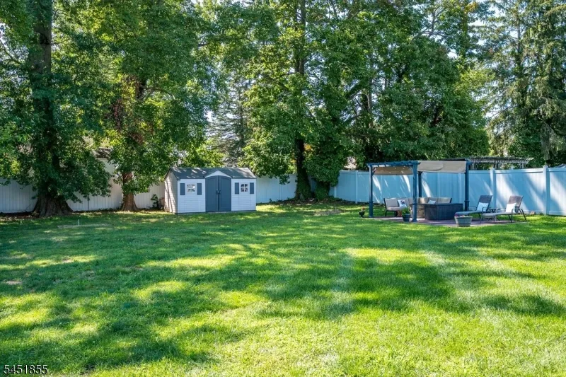 1614 Windrew Ave South Plainfield, NJ 07080