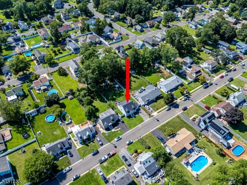 1614 Windrew Ave South Plainfield, NJ 07080