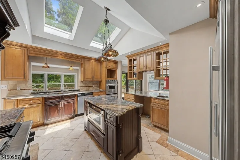 49 Omaha Ave Rockaway, NJ 07866