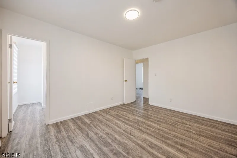 422 Halsted St East Orange City, NJ 07018