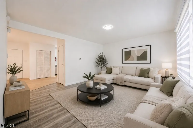 422 Halsted St East Orange City, NJ 07018