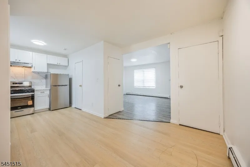 422 Halsted St East Orange City, NJ 07018
