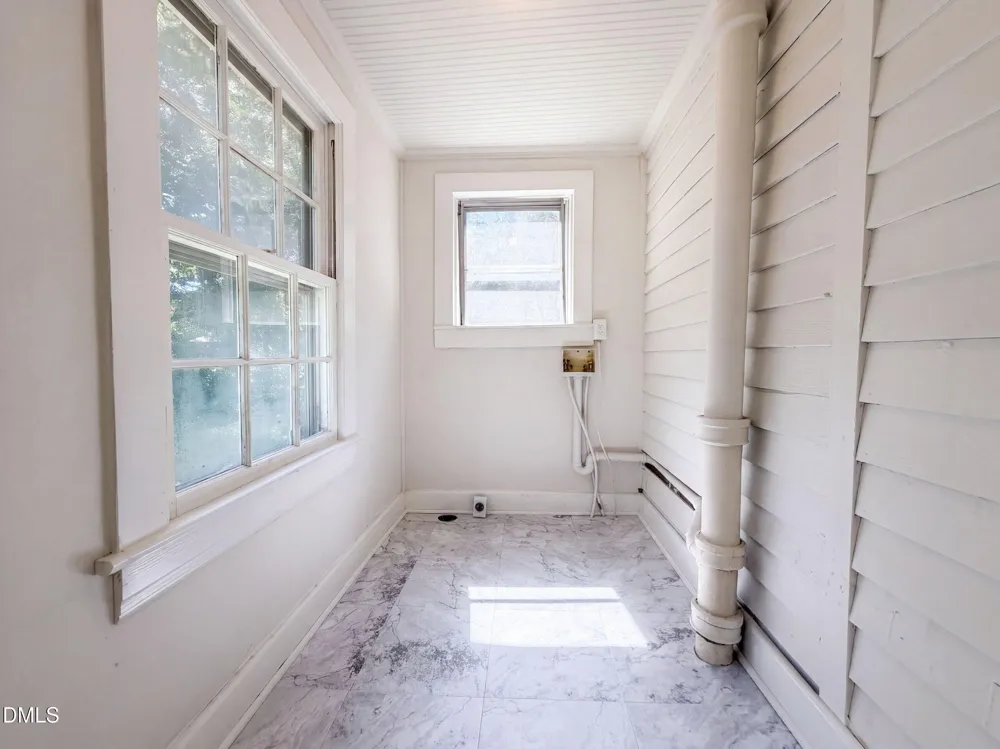216 E Horne Street Clayton, NC 27520