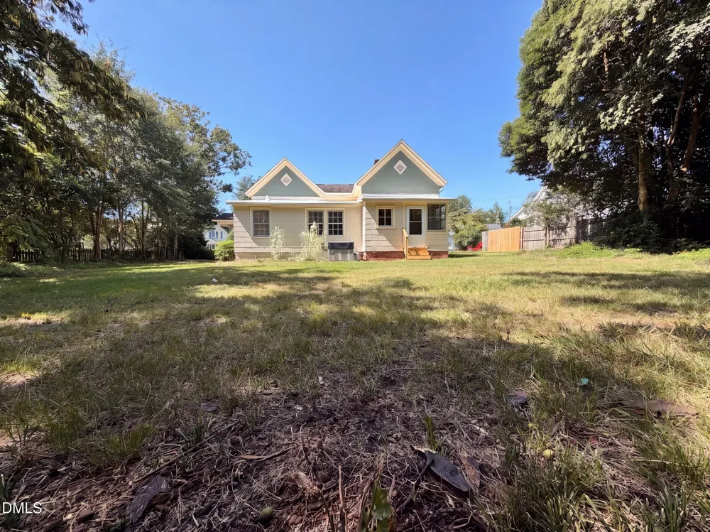 216 E Horne Street Clayton, NC 27520