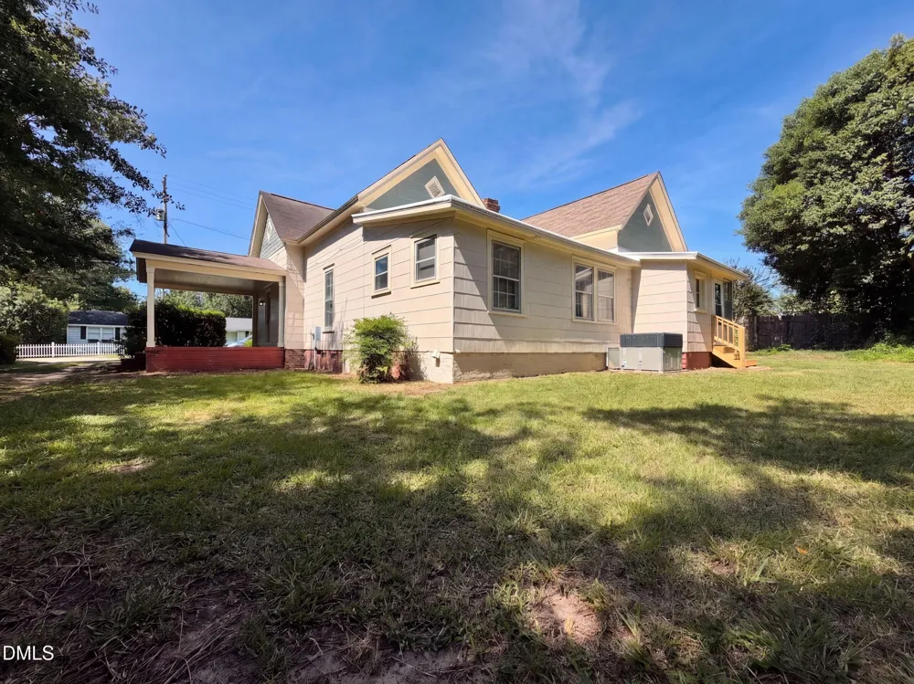 216 E Horne Street Clayton, NC 27520