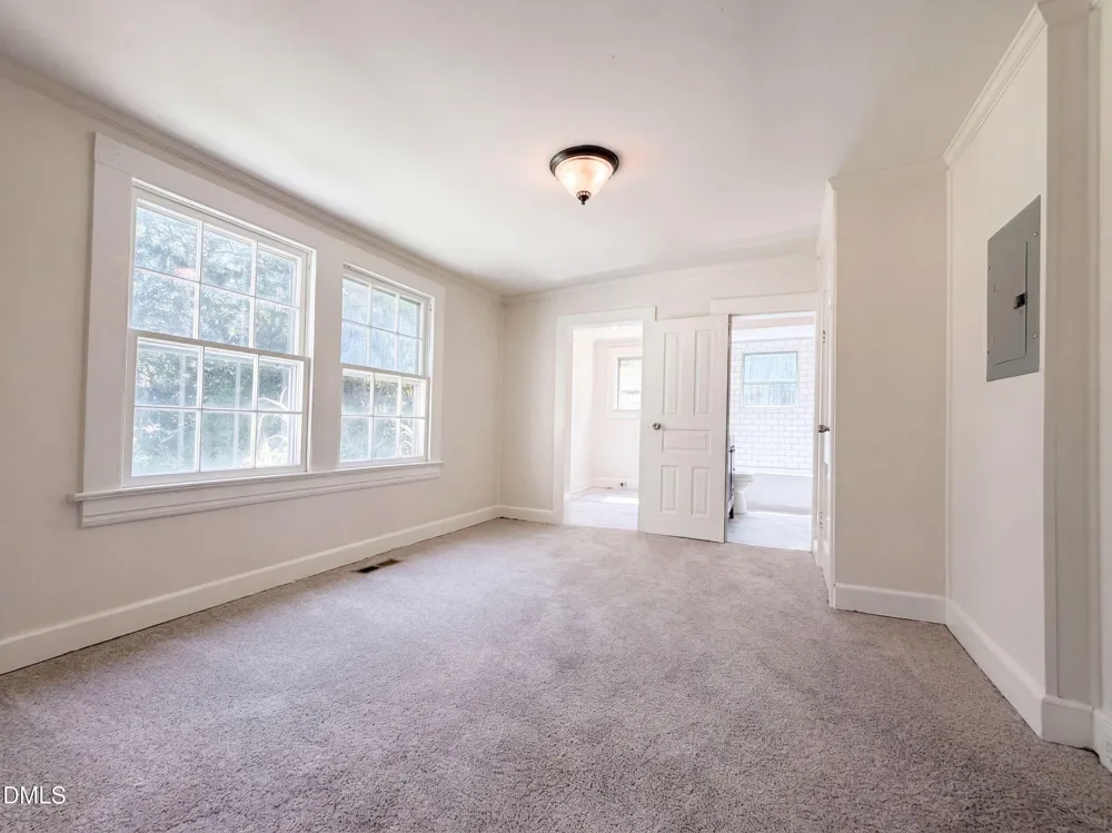 216 E Horne Street Clayton, NC 27520