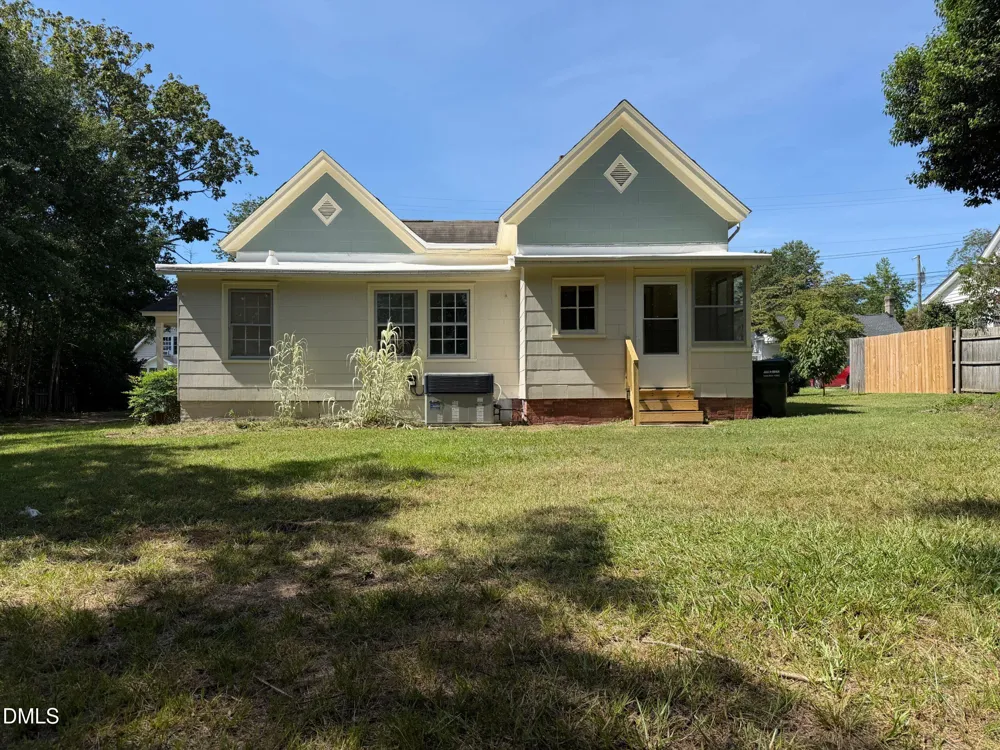 216 E Horne Street Clayton, NC 27520