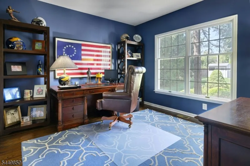 2 Ballantine Rd Mendham, NJ 07945