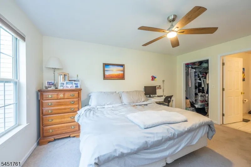 10 Parkside Ct Wayne, NJ 07470