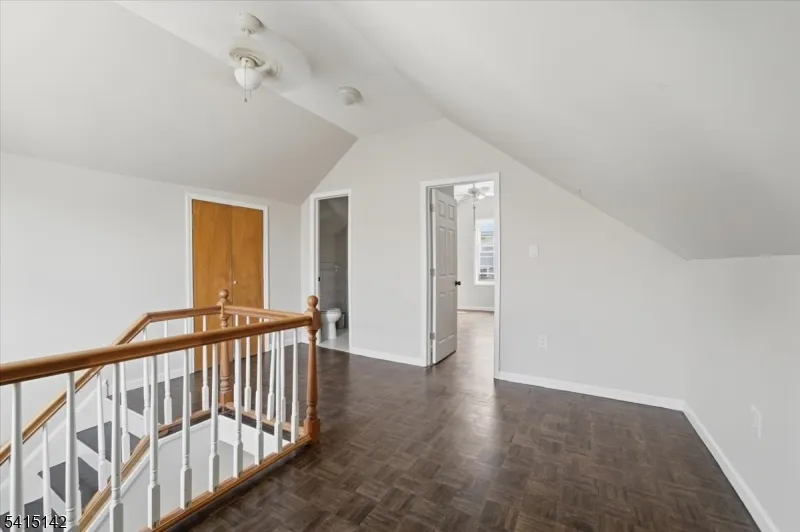21 Hazard Pl Elizabeth City, NJ 07208
