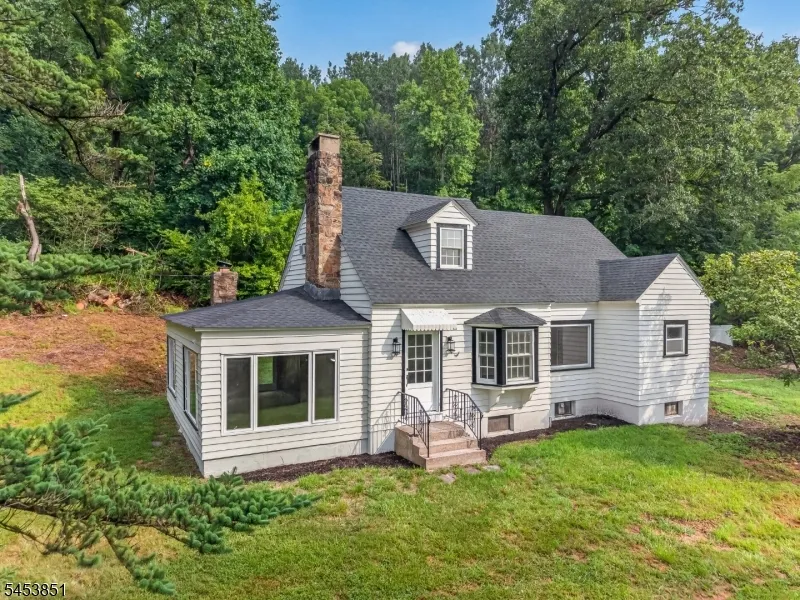 28 Dogwood Ln Washington, NJ 07882