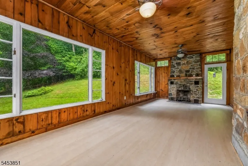 28 Dogwood Ln Washington, NJ 07882