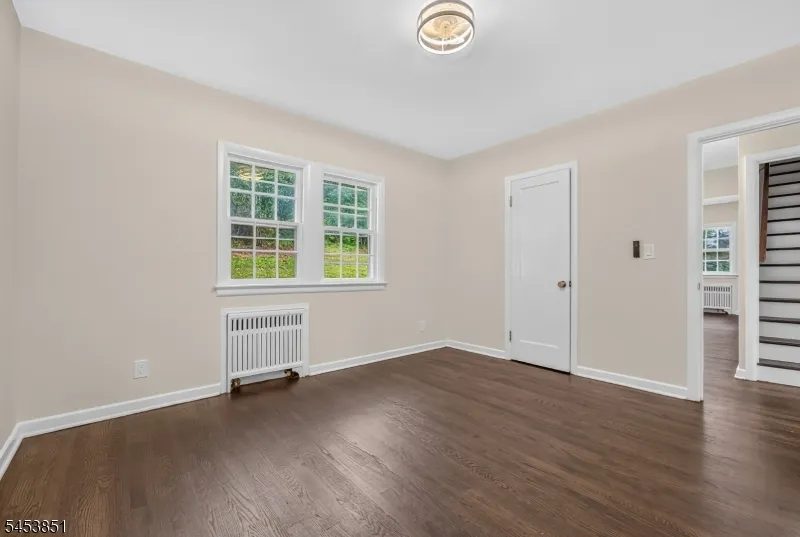 28 Dogwood Ln Washington, NJ 07882