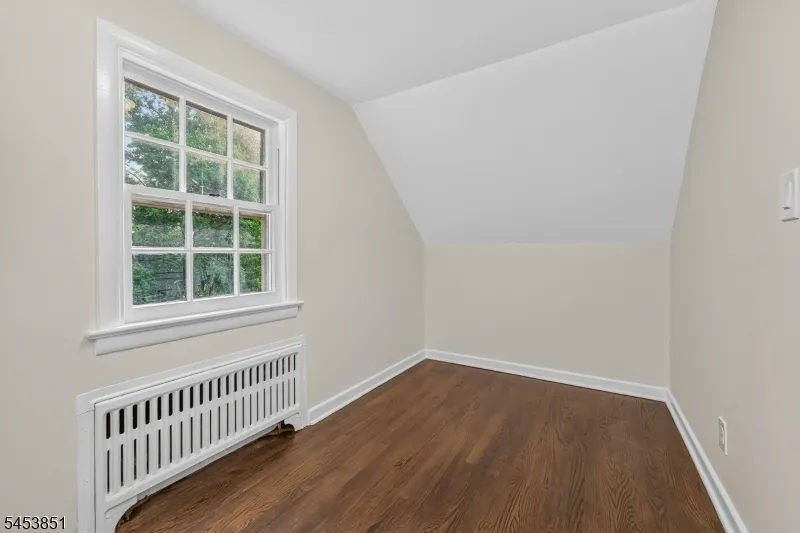 28 Dogwood Ln Washington, NJ 07882