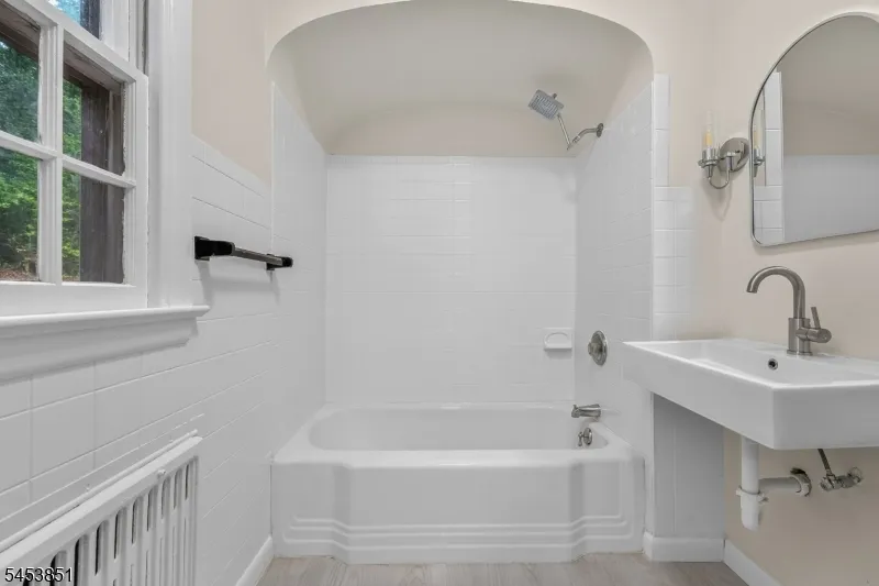 28 Dogwood Ln Washington, NJ 07882