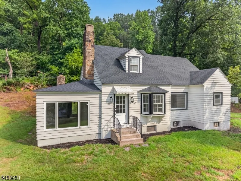 28 Dogwood Ln Washington, NJ 07882