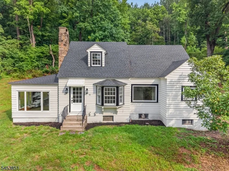 28 Dogwood Ln Washington, NJ 07882