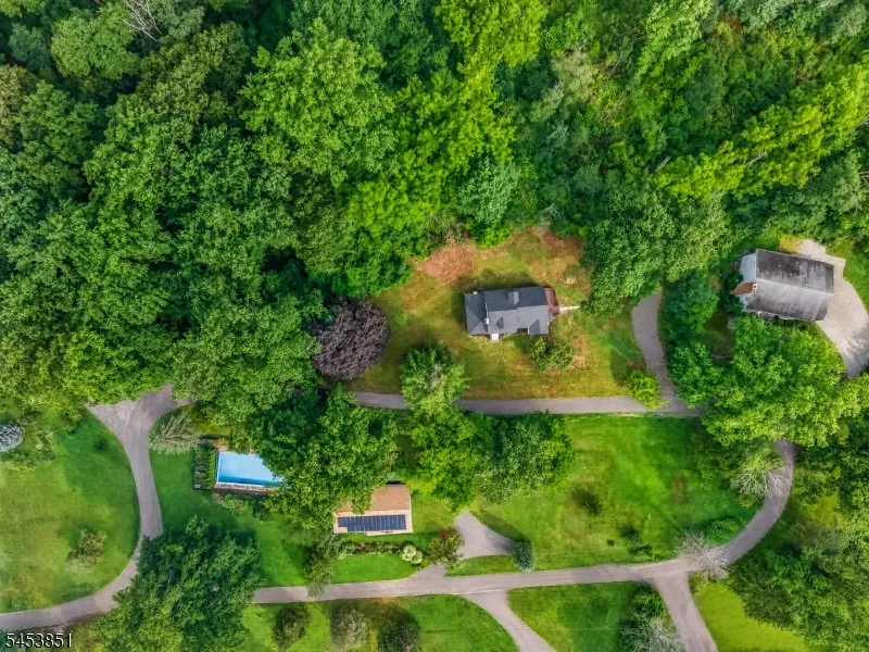 28 Dogwood Ln Washington, NJ 07882