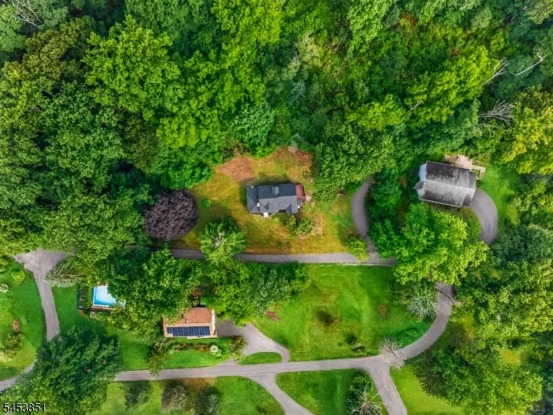 28 Dogwood Ln Washington, NJ 07882