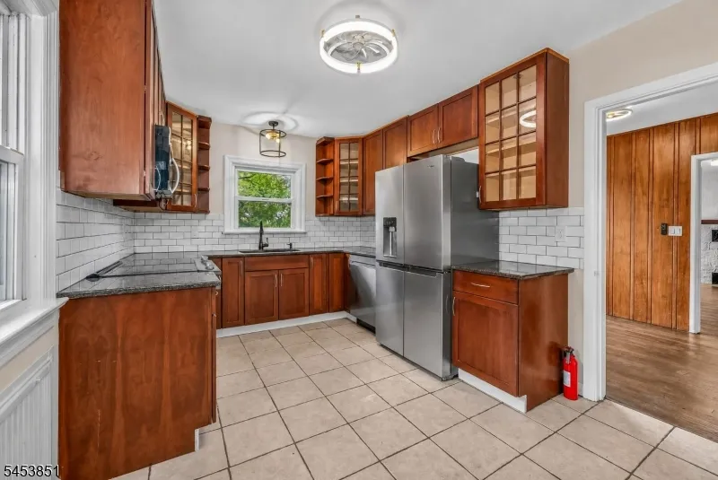 28 Dogwood Ln Washington, NJ 07882