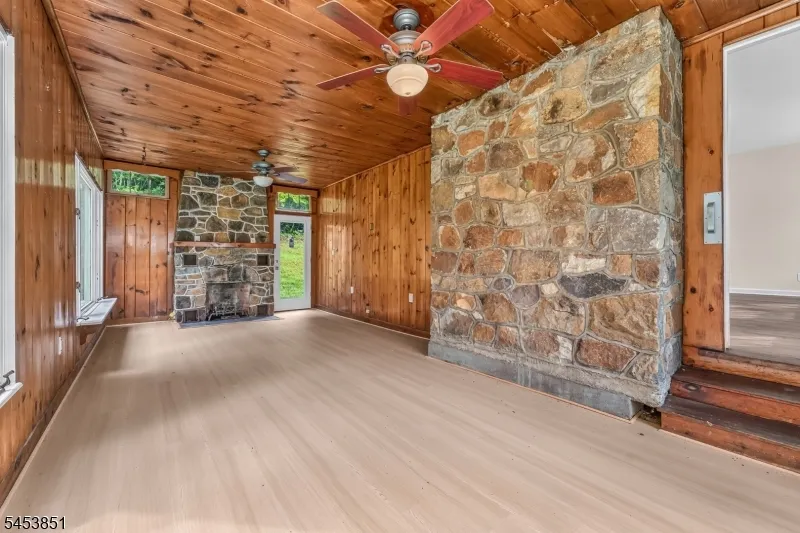 28 Dogwood Ln Washington, NJ 07882