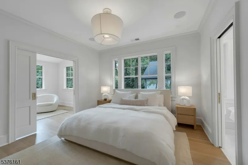 82 Watchung Ave Montclair, NJ 07043