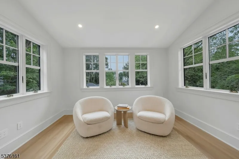 82 Watchung Ave Montclair, NJ 07043