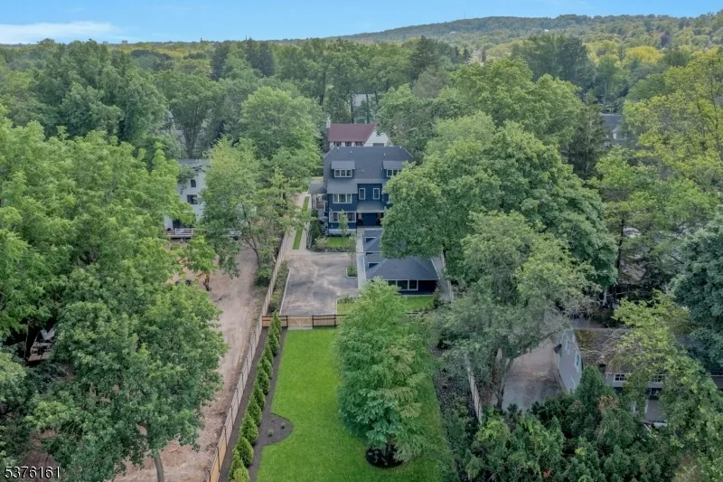 82 Watchung Ave Montclair, NJ 07043
