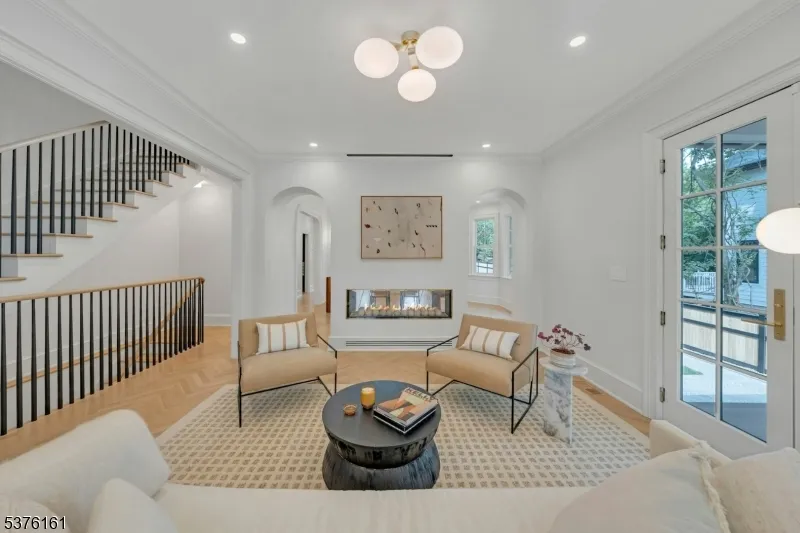 82 Watchung Ave Montclair, NJ 07043