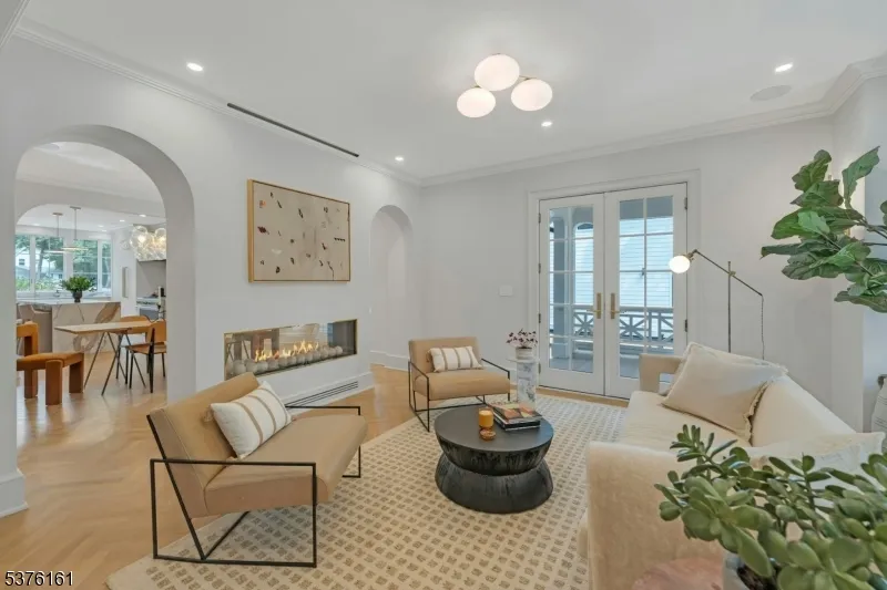 82 Watchung Ave Montclair, NJ 07043