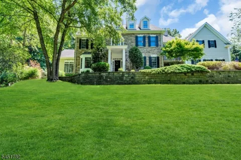 49 Parker Rd
