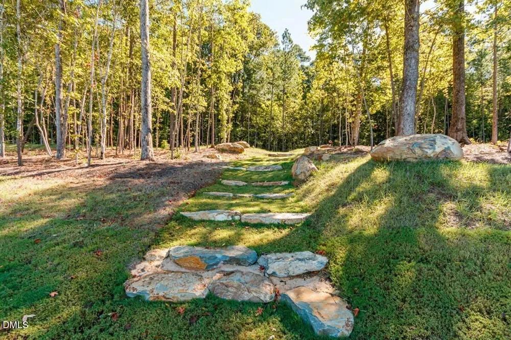 39 Englehart Court Pittsboro, NC 27312
