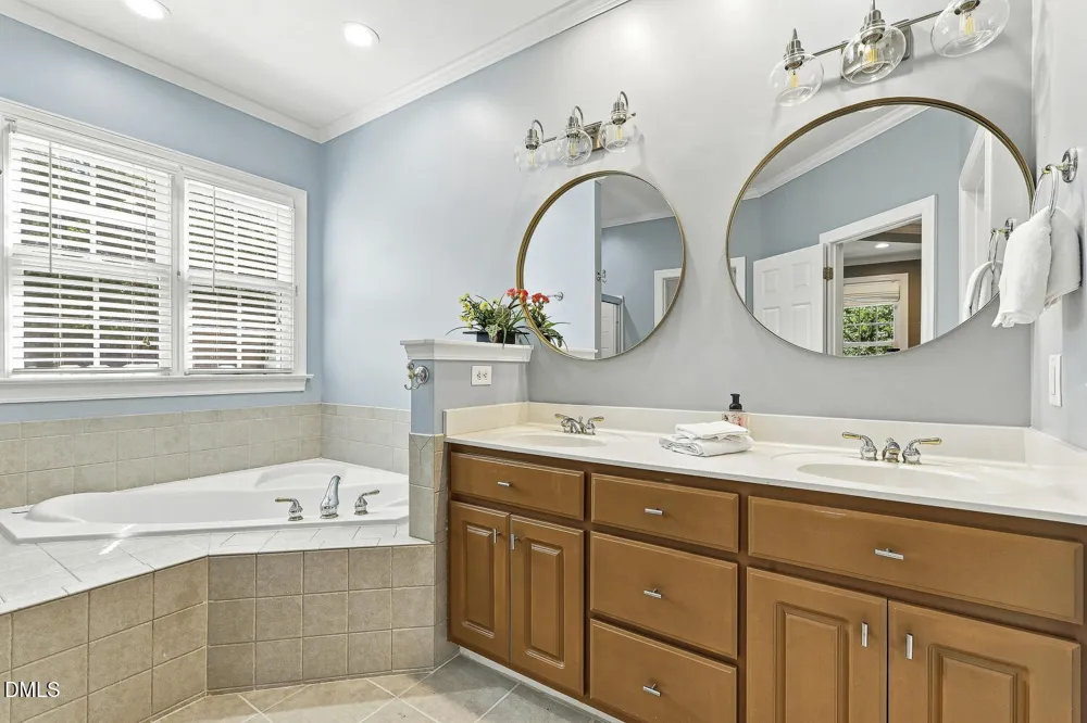 147 Michael Way Clayton, NC 27520