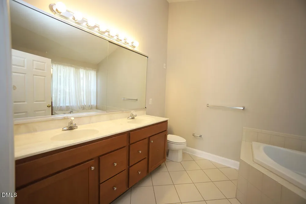 11230 Maplecroft Court Raleigh, NC 27617