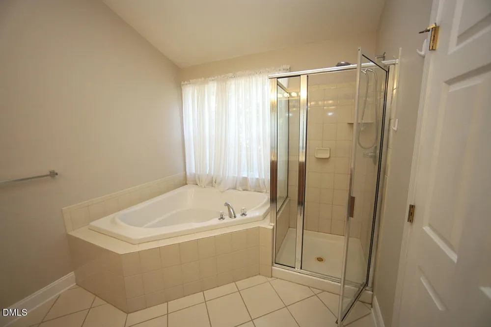 11230 Maplecroft Court Raleigh, NC 27617