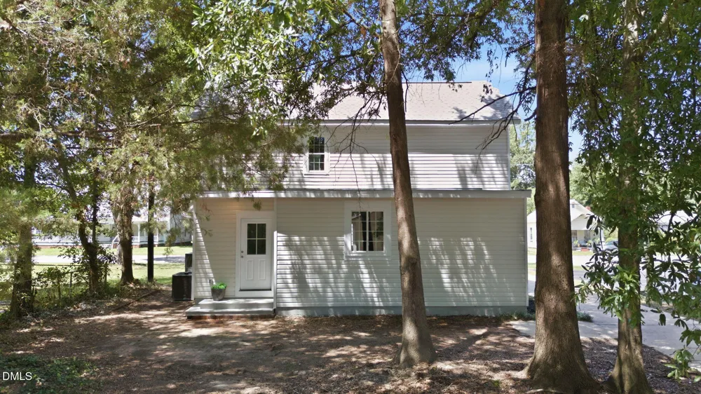 406 Webb Street Selma, NC 27576