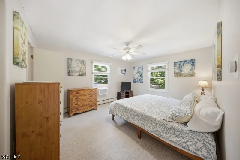 26 Lake Shore Rd W Hardyston, NJ 07460