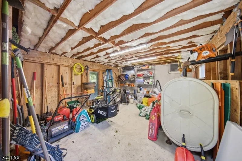 26 Lake Shore Rd W Hardyston, NJ 07460