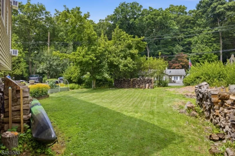 26 Lake Shore Rd W Hardyston, NJ 07460
