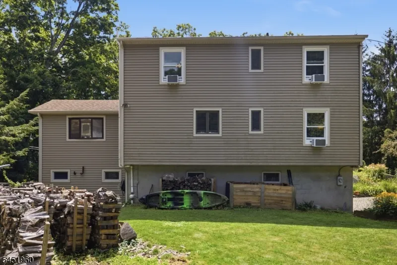 26 Lake Shore Rd W Hardyston, NJ 07460